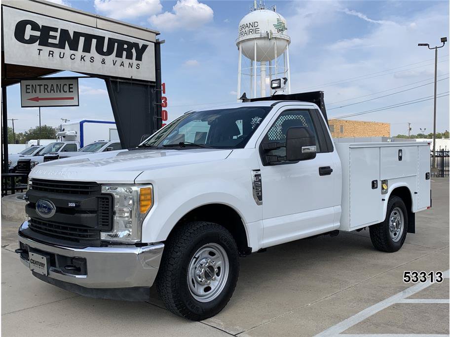 Used 2017 Ford F250 XL w/ Power Equipment Group RWD image 1