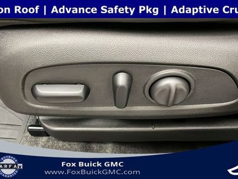 Used 2024 Buick Envista Sport Touring FWD image 33