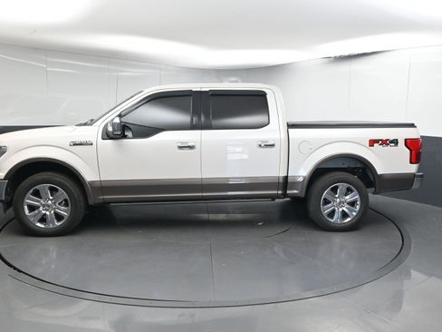 Used 2018 Ford F150 Lariat w/ Equipment Group 502A Luxury image 9