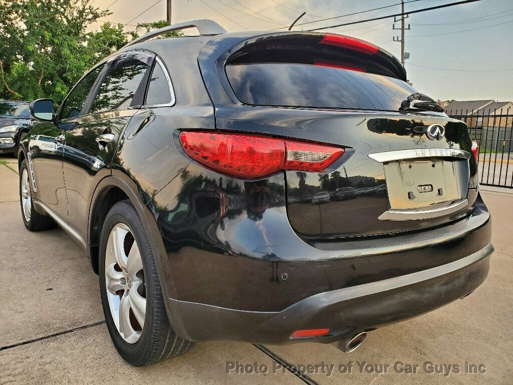 Used 2010 INFINITI FX35 AWD w/ Navigation Pkg image 19