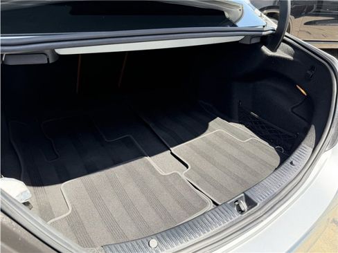 Used 2019 Mercedes-Benz C 300 Sedan image 26