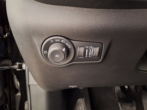 New 2026 Jeep Compass Latitude image 23