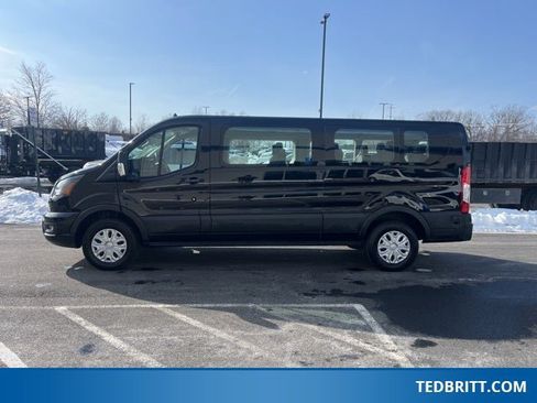 Used 2024 Ford Transit 350 XLT image 4