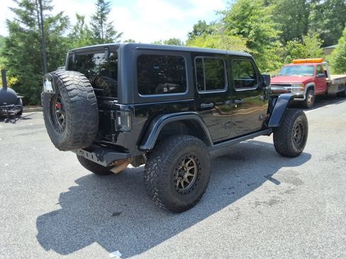 Used 2018 Jeep Wrangler Unlimited Rubicon AWD/4WD image 5