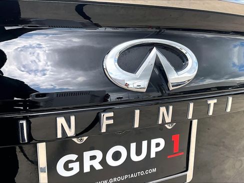 Used 2020 INFINITI QX50 Luxe w/ Navigation Package FWD image 31