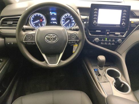 Used 2021 Toyota Camry LE image 22