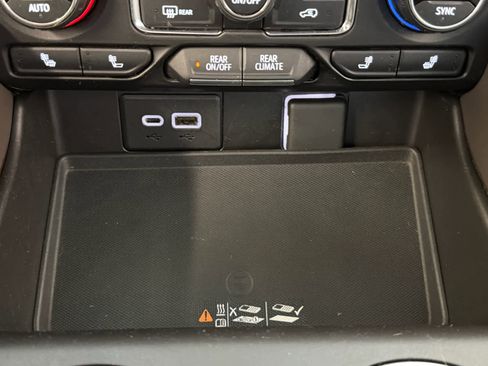 Used 2021 Chevrolet Tahoe Z71 w/ Z71 Off-Road Package image 49