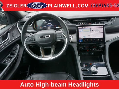Used 2024 Jeep Grand Cherokee L Limited w/ Luxury Tech Group II AWD/4WD image 15