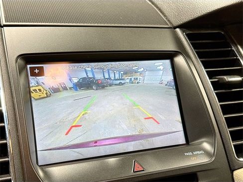 Used 2019 Ford Taurus SEL w/ Equipment Group 201A image 16