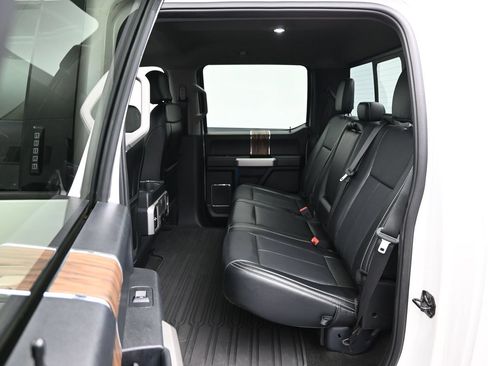 Used 2019 Ford F150 Lariat w/ Trailer Tow Package AWD/4WD image 11