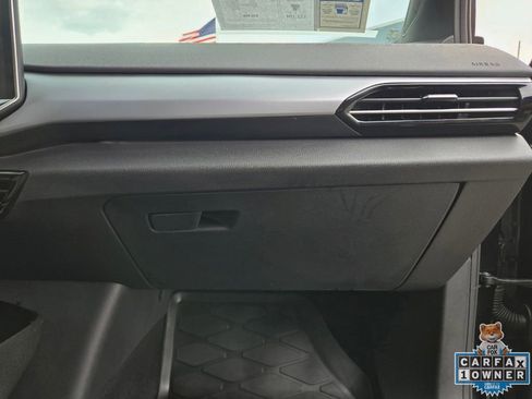 Used 2024 Volkswagen ID.4 Pro RWD image 43