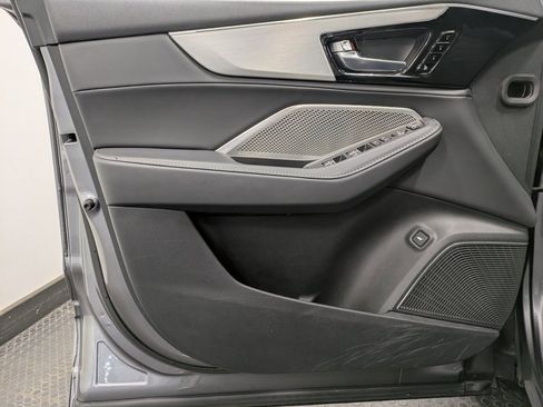 Used 2023 Acura MDX SH-AWD w/ Technology Package image 8