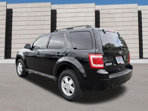 Used 2010 Ford Escape XLT FWD image 3
