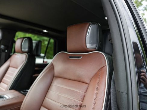 Used 2024 GMC Yukon Denali Ultimate w/ LPO, Floor Liner Package AWD/4WD image 23