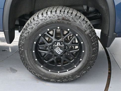 Used 2020 Chevrolet Silverado 3500 High Country AWD/4WD image 36
