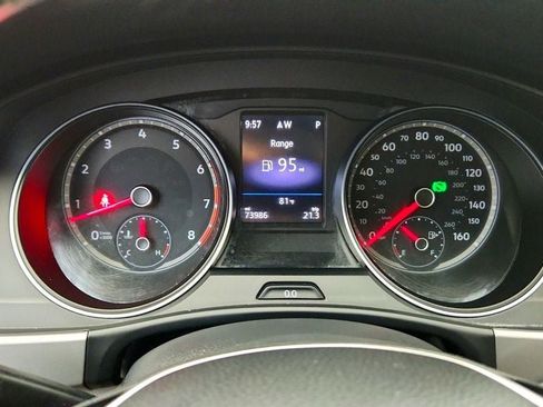Used 2018 Volkswagen Atlas SEL FWD image 15