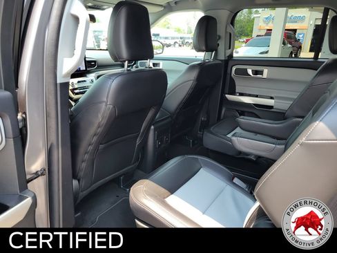 Certified 2022 Ford Explorer XLT w/ Equipment Group 202A RWD image 15