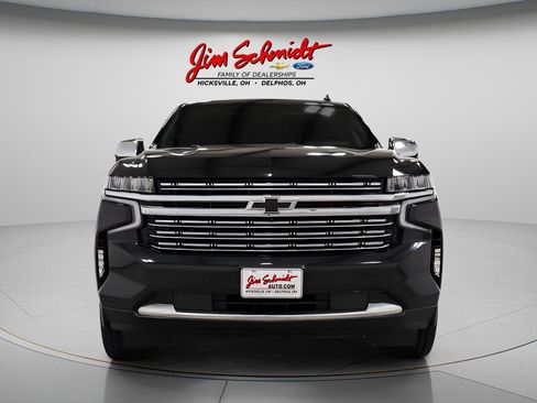 Used 2022 Chevrolet Tahoe Premier AWD/4WD image 2