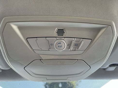 Used 2013 Ford Focus Titanium w/ Titanium Handling Pkg FWD image 23