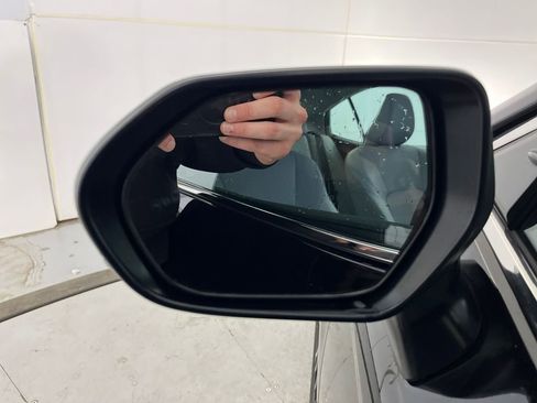 Used 2026 Toyota Camry XLE image 39