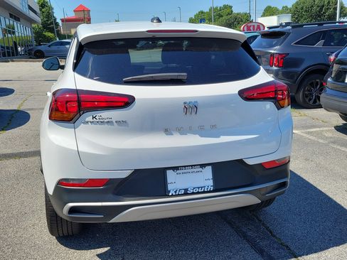 Used 2025 Buick Encore GX Preferred FWD image 5