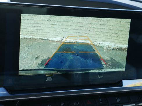 Certified 2025 Chevrolet Silverado 1500 RST AWD/4WD image 19