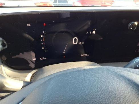 Certified 2024 Buick Encore GX Preferred w/ Comfort Package image 17