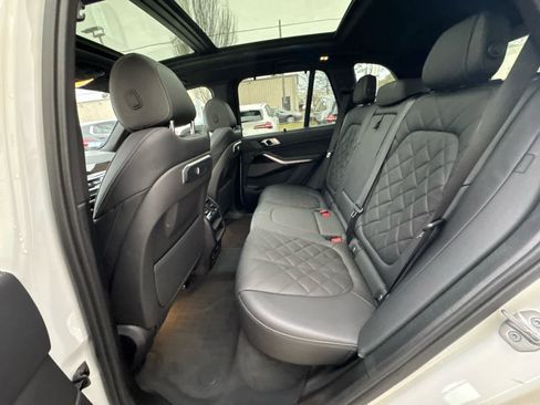 Certified 2024 BMW X5 xDrive40i w/ Executive Package image 14