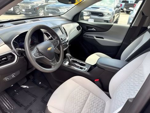Used 2022 Chevrolet Equinox LT AWD/4WD image 15