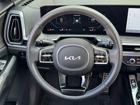 Used 2025 Kia Sorento SX AWD/4WD image 20