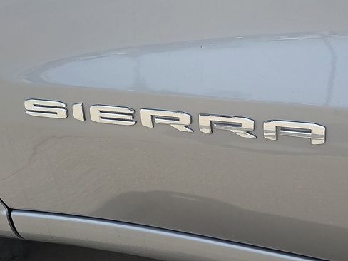 Used 2023 GMC Sierra 1500 Pro w/ Pro Value Package image 8