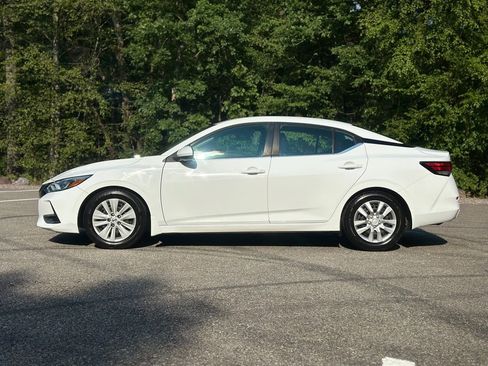 Used 2020 Nissan Sentra S image 4