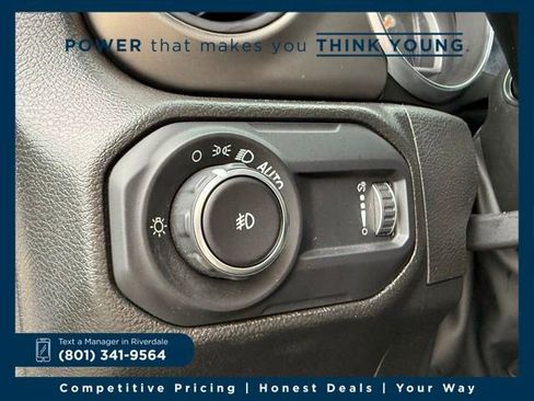 Used 2023 Jeep Wrangler Sport S image 15