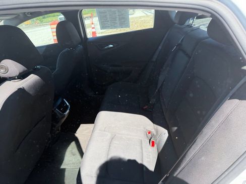 Used 2022 Chevrolet Malibu LT FWD image 10