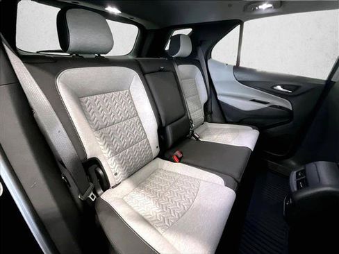 Used 2023 Chevrolet Equinox LS w/ LS Convenience Package FWD image 29