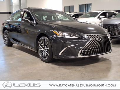 New 2025 Lexus ES 300h w/ Premium Package