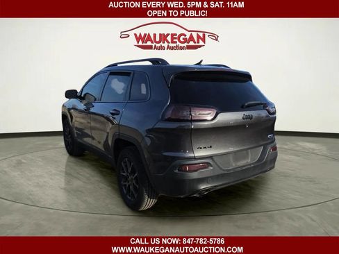 Used 2015 Jeep Cherokee Latitude image 4