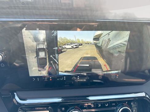 New 2026 GMC Sierra 2500 AT4 AWD/4WD image 15