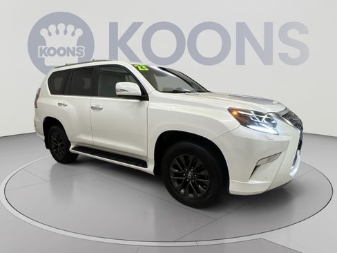 Used 2023 Lexus GX 460 Premium w/ Premium Package AWD/4WD image 10
