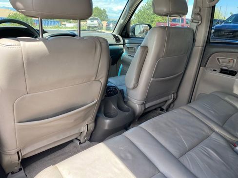 Used 2002 Toyota Sequoia SR5 AWD/4WD image 30