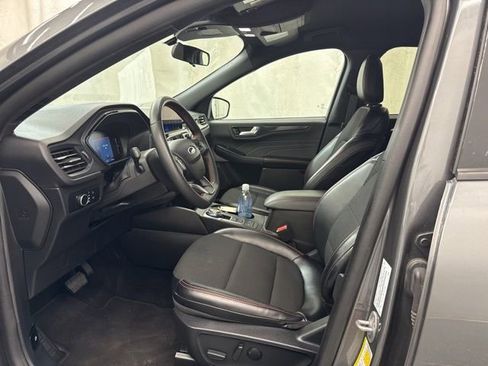 Used 2025 Ford Escape ST-Line FWD image 20