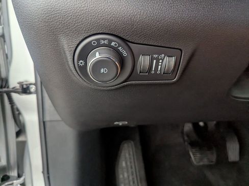 New 2026 Jeep Compass Latitude image 26