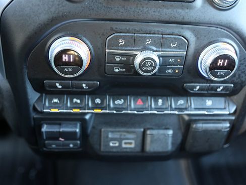 Used 2021 GMC Sierra 1500 SLT w/ Driver Alert Package II image 29