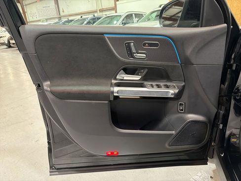 Used 2023 Mercedes-Benz EQB 250+ 250+ image 25