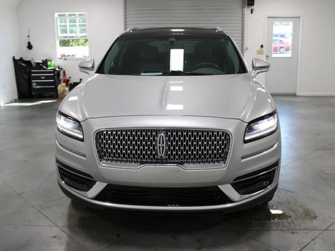 Used 2019 Lincoln Nautilus Reserve FWD image 3