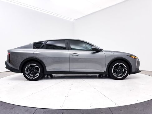 Certified 2025 Kia K4 EX image 35