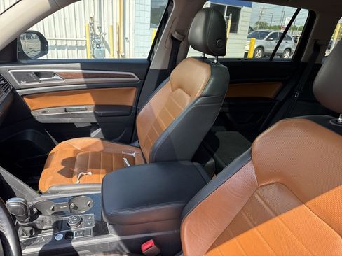 Used 2018 Volkswagen Atlas SEL Premium AWD/4WD image 9