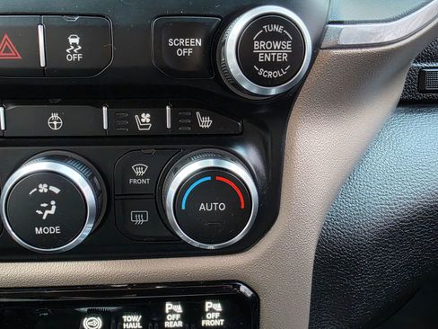 Used 2019 RAM 3500 Laramie image 20