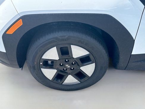 New 2026 Hyundai Santa Fe SEL FWD image 23