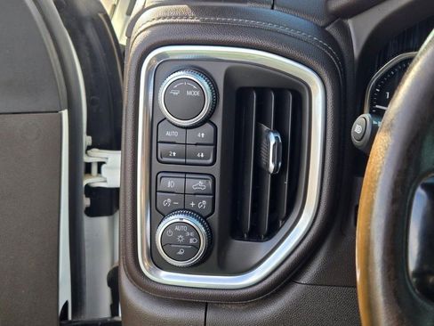 Used 2021 GMC Sierra 3500 Denali w/ Technology Package image 33